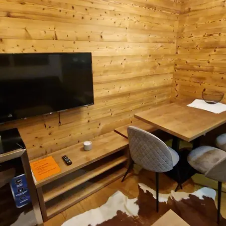 Abakus With Jacuzzi & Sauna * ديمانوفْشكا دولِنا